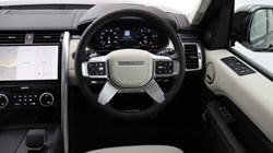 2025 (25) LAND ROVER DISCOVERY 3.0 D350 Metropolitan Edition 5dr Auto 5553660
