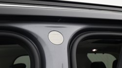 2025 (25) LAND ROVER DISCOVERY 3.0 D350 Metropolitan Edition 5dr Auto 5618198