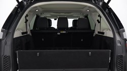 2025 (25) LAND ROVER DISCOVERY 3.0 D350 Metropolitan Edition 5dr Auto 5618190