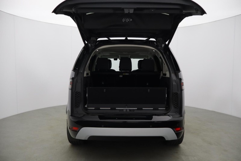 2025 (25) LAND ROVER DISCOVERY 3.0 D350 Metropolitan Edition 5dr Auto 5618189