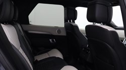 2024 (24) LAND ROVER DISCOVERY 3.0 D300 Dynamic HSE 5dr Auto 5582530