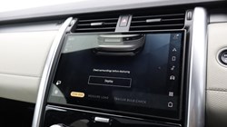 2024 (24) LAND ROVER DISCOVERY 3.0 D300 Dynamic HSE 5dr Auto 5582564