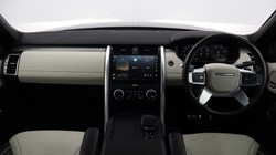 2024 (24) LAND ROVER DISCOVERY 3.0 D300 Dynamic HSE 5dr Auto 5582542
