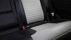 2024 (24) LAND ROVER DISCOVERY 3.0 D300 Dynamic HSE 5dr Auto 5582573
