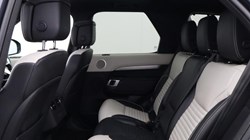 2024 (24) LAND ROVER DISCOVERY 3.0 D300 Dynamic HSE 5dr Auto 5582527