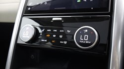 2024 (74) LAND ROVER DISCOVERY 3.0 D350 Dynamic HSE 5dr Auto 5598024