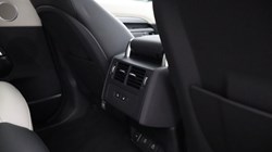 2025 (74) LAND ROVER DISCOVERY 3.0 D350 Dynamic HSE 5dr Auto 5546824