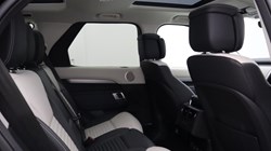 2025 (74) LAND ROVER DISCOVERY 3.0 D350 Dynamic HSE 5dr Auto 5546823