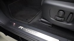 2019 (19) LAND ROVER RANGE ROVER EVOQUE 2.0 P250 R-Dynamic SE 5dr Auto 5541664