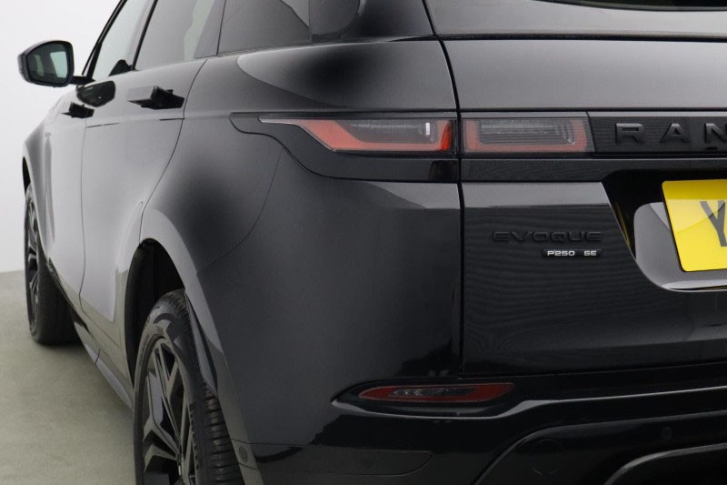 2019 (19) LAND ROVER RANGE ROVER EVOQUE 2.0 P250 R-Dynamic SE 5dr Auto 5541710
