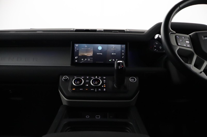 2021 (21) LAND ROVER DEFENDER 3.0 D250 X-Dynamic SE 110 5dr Auto [7 Seat] 5557567