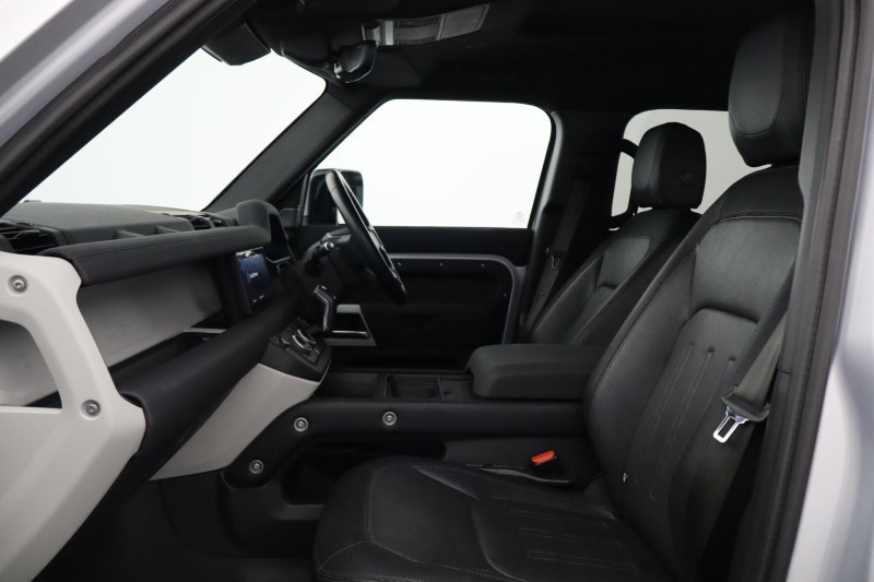 2021 (21) LAND ROVER DEFENDER 3.0 D250 X-Dynamic SE 110 5dr Auto [7 Seat] 5557546