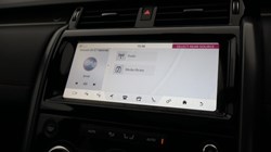 2021 (21) LAND ROVER DISCOVERY 3.0 SD6 HSE Luxury 5dr Auto 5554056