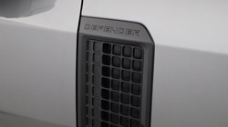 2023 (23) LAND ROVER COMMERCIAL DEFENDER 3.0 D250 Hard Top SE Auto 5578744