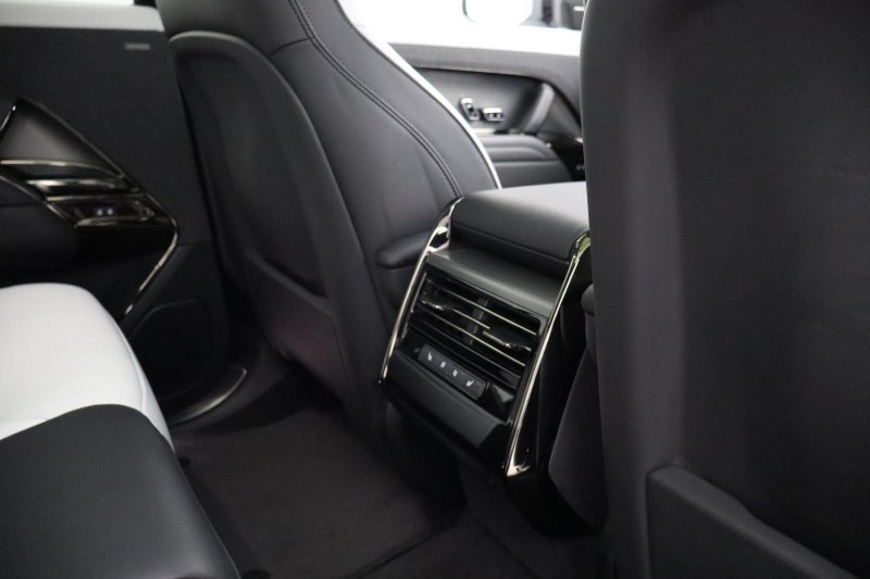 2024 (24) LAND ROVER RANGE ROVER SPORT 3.0 D300 Dynamic SE 5dr Auto 5586102