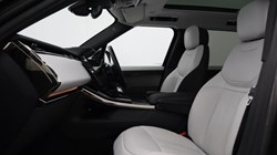 2024 (24) LAND ROVER RANGE ROVER SPORT 3.0 D300 Dynamic SE 5dr Auto 5586096