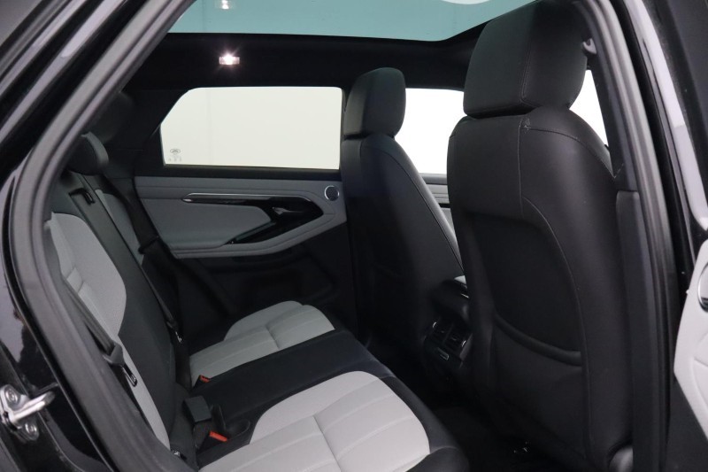 2022 (72) LAND ROVER RANGE ROVER EVOQUE 1.5 P300e Evoque Edition 5dr Auto 5559940