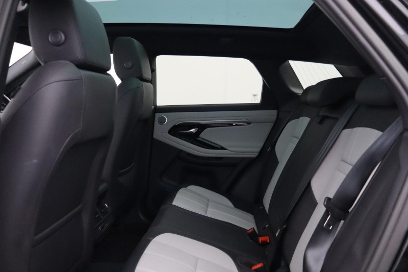 2022 (72) LAND ROVER RANGE ROVER EVOQUE 1.5 P300e Evoque Edition 5dr Auto 5559936