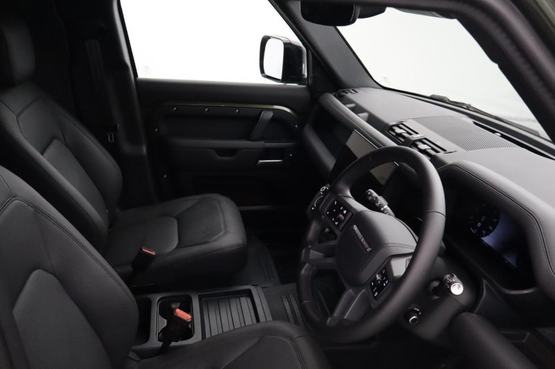 2026 (26) LAND ROVER COMMERCIAL DEFENDER 3.0 D350 Hard Top X-Dynamic HSE Auto 5587780