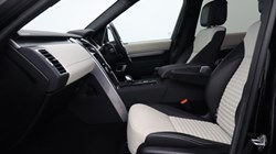 2023 (23) LAND ROVER DISCOVERY 3.0 D300 R-Dynamic SE 5dr Auto 5625899