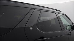 2023 (23) LAND ROVER DISCOVERY 3.0 D300 R-Dynamic SE 5dr Auto 5625901