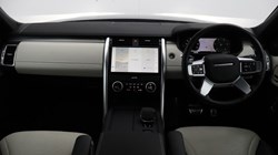 2023 (23) LAND ROVER DISCOVERY 3.0 D300 R-Dynamic SE 5dr Auto 5625925