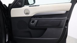 2023 (23) LAND ROVER DISCOVERY 3.0 D300 R-Dynamic SE 5dr Auto 5625916
