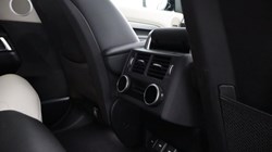 2023 (23) LAND ROVER DISCOVERY 3.0 D300 R-Dynamic SE 5dr Auto 5625904