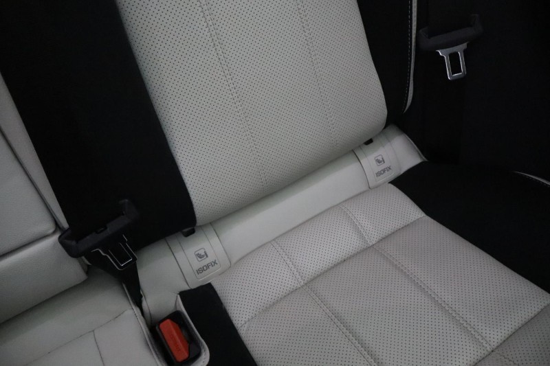 2023 (23) LAND ROVER RANGE ROVER VELAR 3.0 D300 MHEV HST 5dr Auto 5591430