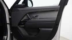 2022 (72) LAND ROVER RANGE ROVER SPORT 3.0 D300 Dynamic SE 5dr Auto 5606058