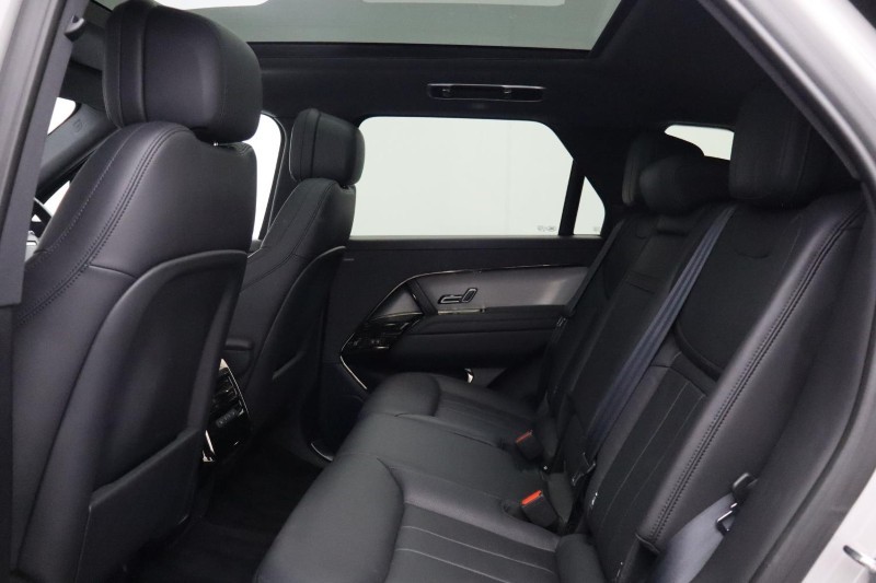 2022 (72) LAND ROVER RANGE ROVER SPORT 3.0 D300 Dynamic SE 5dr Auto 5606043