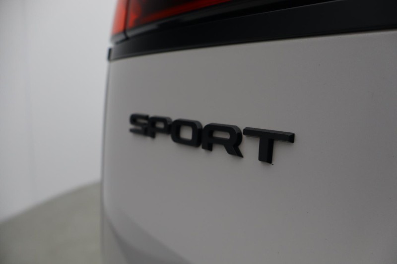 2022 (72) LAND ROVER RANGE ROVER SPORT 3.0 D300 Dynamic SE 5dr Auto 5606031