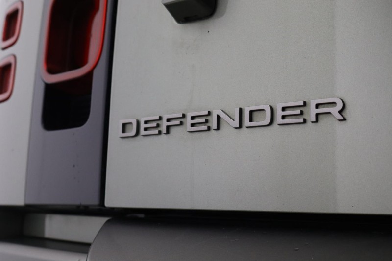 2021 (71) LAND ROVER DEFENDER 3.0 D250 X-Dynamic SE 110 5dr Auto 5561453