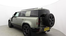 2021 (71) LAND ROVER DEFENDER 3.0 D250 X-Dynamic SE 110 5dr Auto 5720055