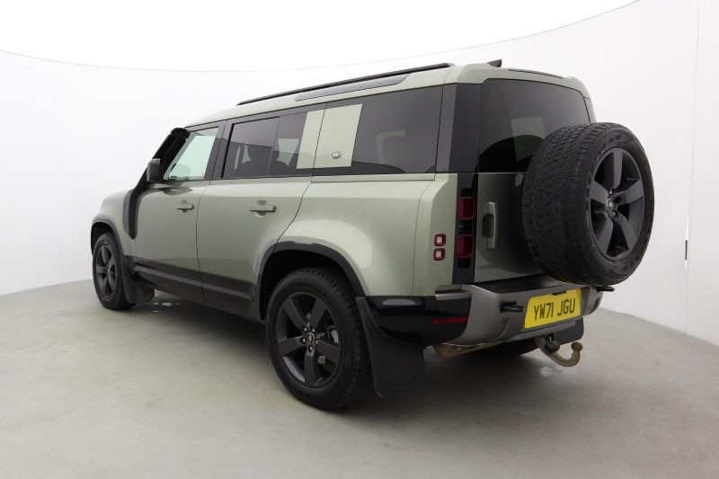 2021 (71) LAND ROVER DEFENDER 3.0 D250 X-Dynamic SE 110 5dr Auto