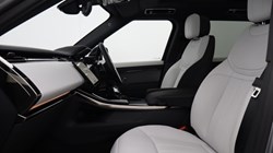 2024 (24) LAND ROVER RANGE ROVER SPORT 3.0 D300 Dynamic SE 5dr Auto 5586430