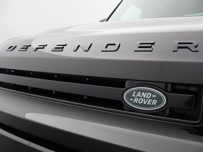 2023 (73) LAND ROVER DEFENDER 3.0 D250 X-Dynamic HSE 90 3dr Auto 5643300
