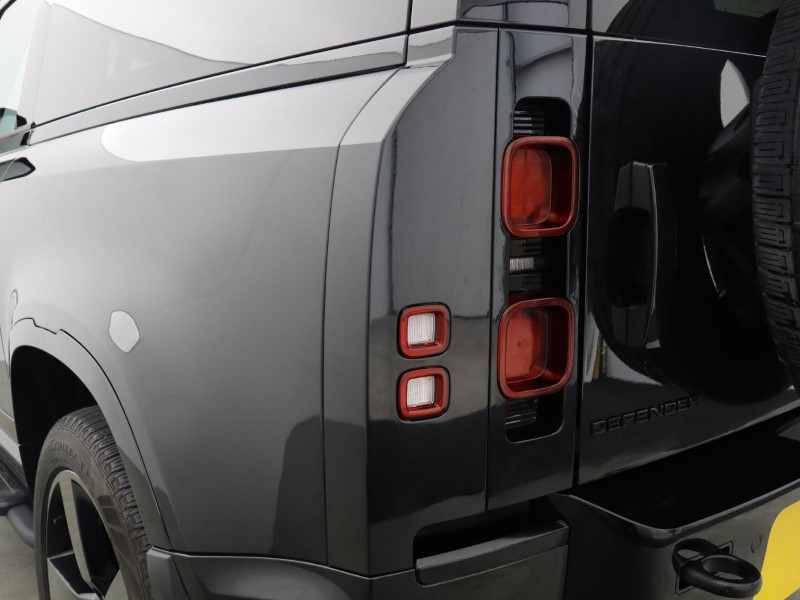 2023 (73) LAND ROVER DEFENDER 3.0 D250 X-Dynamic HSE 90 3dr Auto 5643233