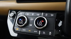 2023 (73) LAND ROVER DEFENDER 3.0 D250 X-Dynamic HSE 90 3dr Auto 5643278