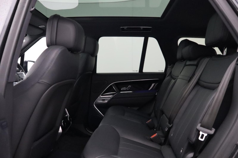 2024 (24) LAND ROVER RANGE ROVER 3.0 D300 HSE 4dr Auto 5554763