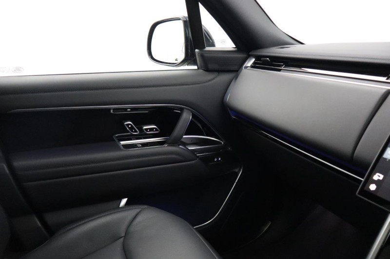 2024 (24) LAND ROVER RANGE ROVER 3.0 D300 HSE 4dr Auto 5554809