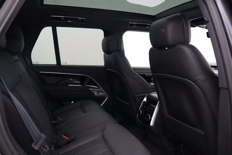 2024 (24) LAND ROVER RANGE ROVER 3.0 D300 HSE 4dr Auto 5554769