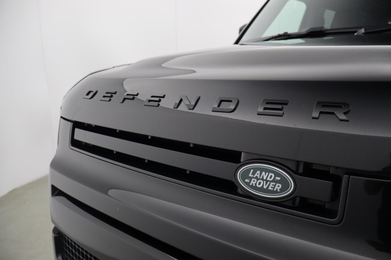 2025 (25) LAND ROVER DEFENDER 5.0 P425 X 110 5dr Auto 5562917
