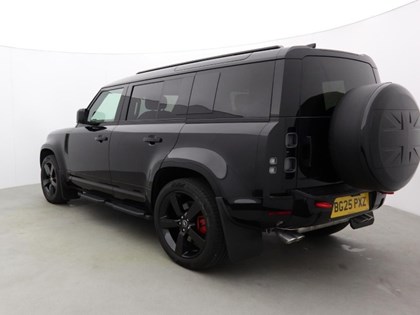 2025 (25) LAND ROVER DEFENDER 5.0 P425 X 110 5dr Auto