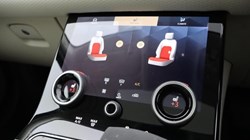 2022 (22) LAND ROVER RANGE ROVER VELAR 2.0 D200 Edition 5dr Auto 5560098