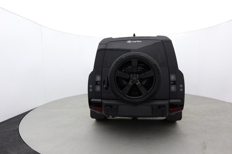2026 (26) LAND ROVER DEFENDER 3.0 D350 X-Dynamic HSE 130 5dr Auto 5593079