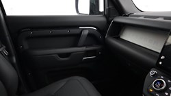 2026 (26) LAND ROVER DEFENDER 3.0 D350 X-Dynamic HSE 130 5dr Auto 5593256