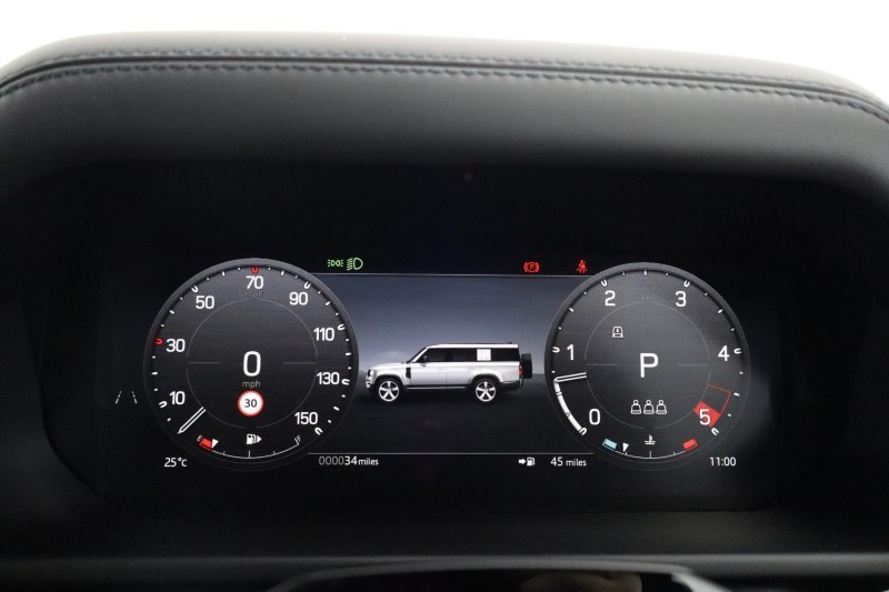 2026 (26) LAND ROVER DEFENDER 3.0 D350 X-Dynamic HSE 130 5dr Auto 5593236