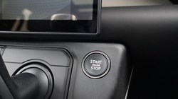 2026 (26) LAND ROVER DEFENDER 3.0 D350 X-Dynamic HSE 130 5dr Auto 5593240