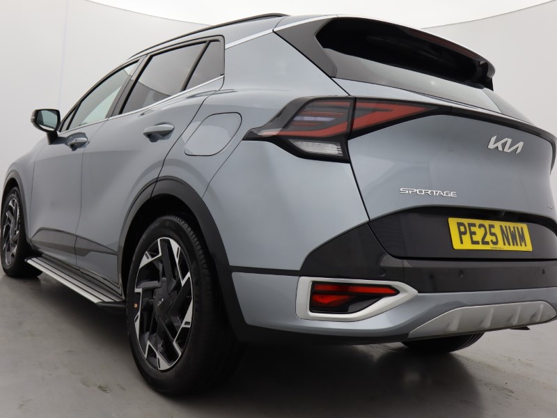 2025 (25) KIA SPORTAGE 1.6T GDi 157 48V ISG GT-Line 5dr DCT 4611067